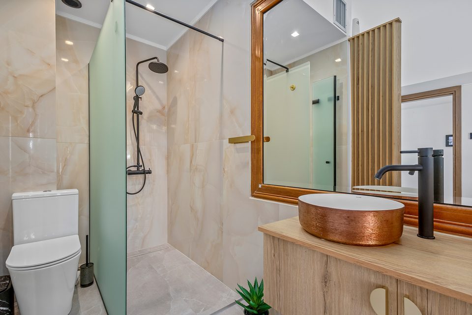 A ground-floor View House bathroom, alternate view